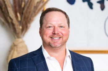 Portrait of Beau Beckett, Owner/Broker